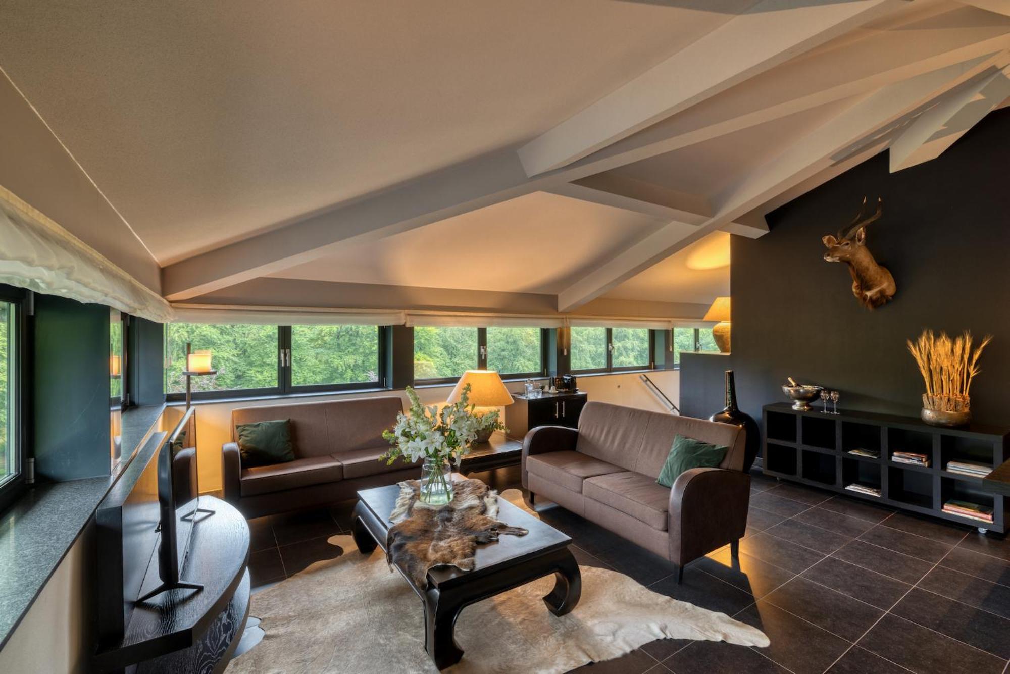 Hotel Gastronomique De Echoput 5*